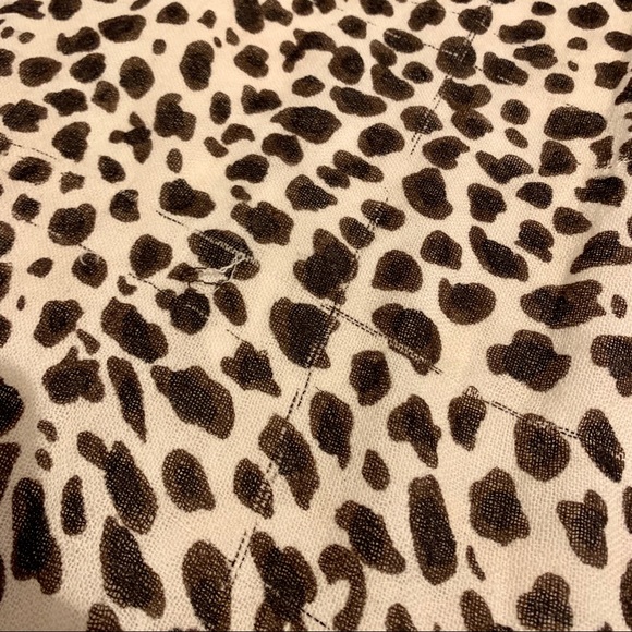 Leopard Scarf with Fringe - Picture 3 of 3